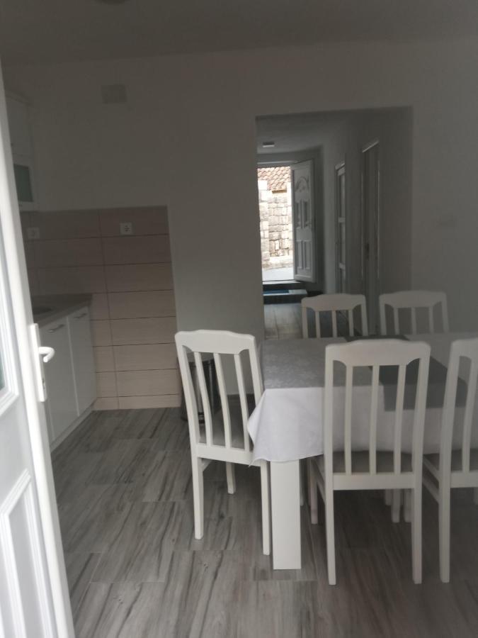 Apartment Rosic Perast Eksteriør billede